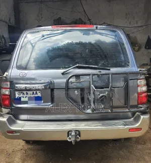 Toyota Land Cruiser 2007 Gray