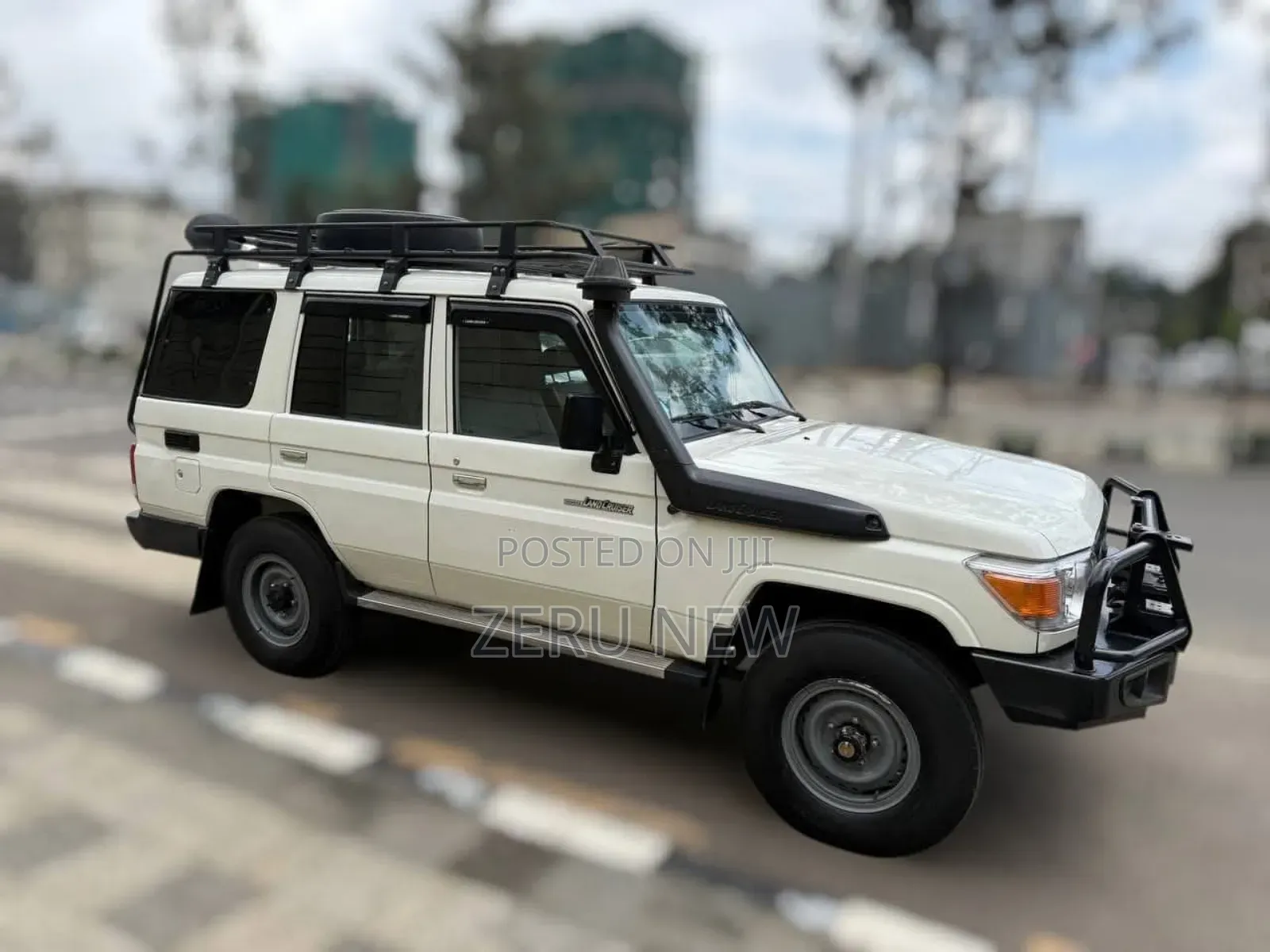 Toyota Land Cruiser 2018 White