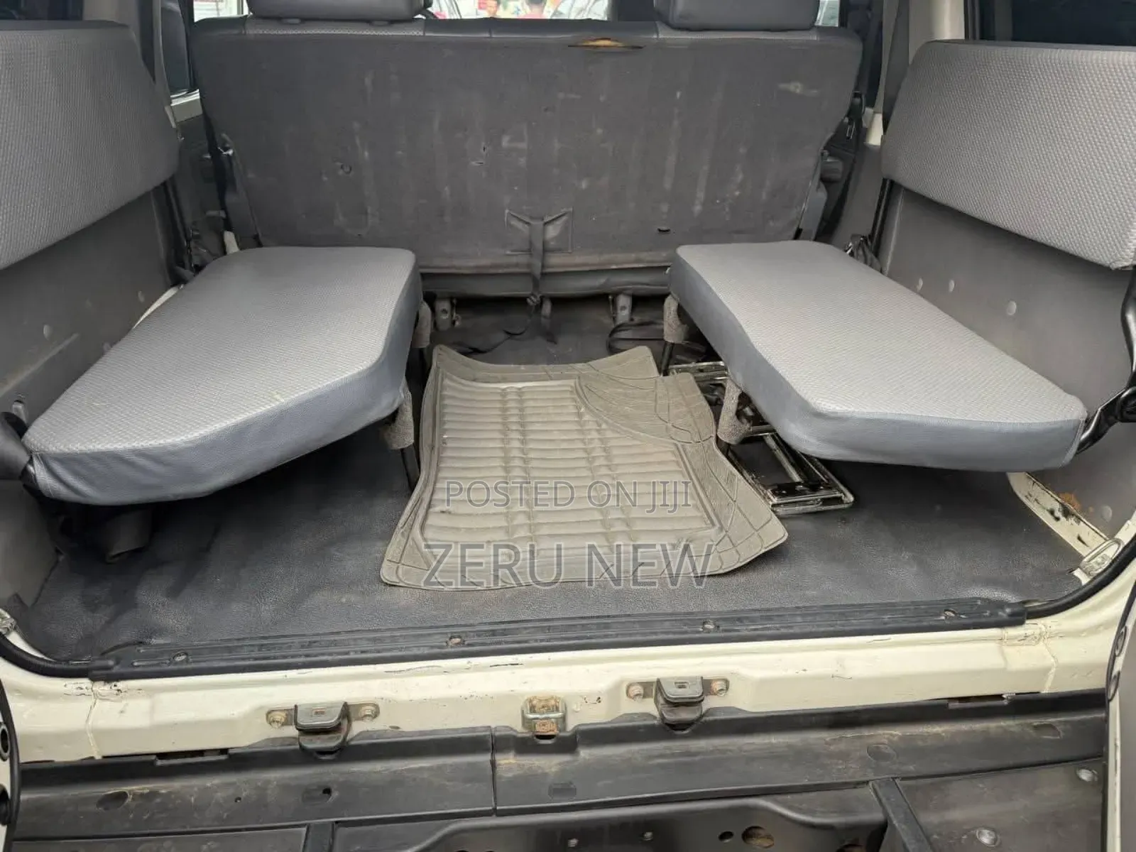 Toyota Land Cruiser 2018 White