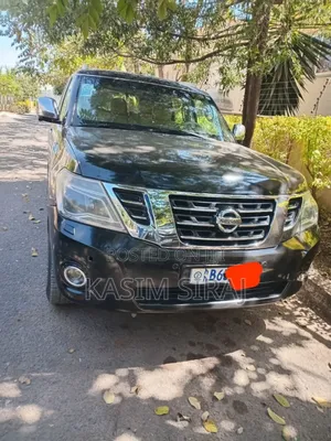 Photo - Nissan Patrol 2016 Black