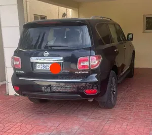 Nissan Patrol 2016 Black