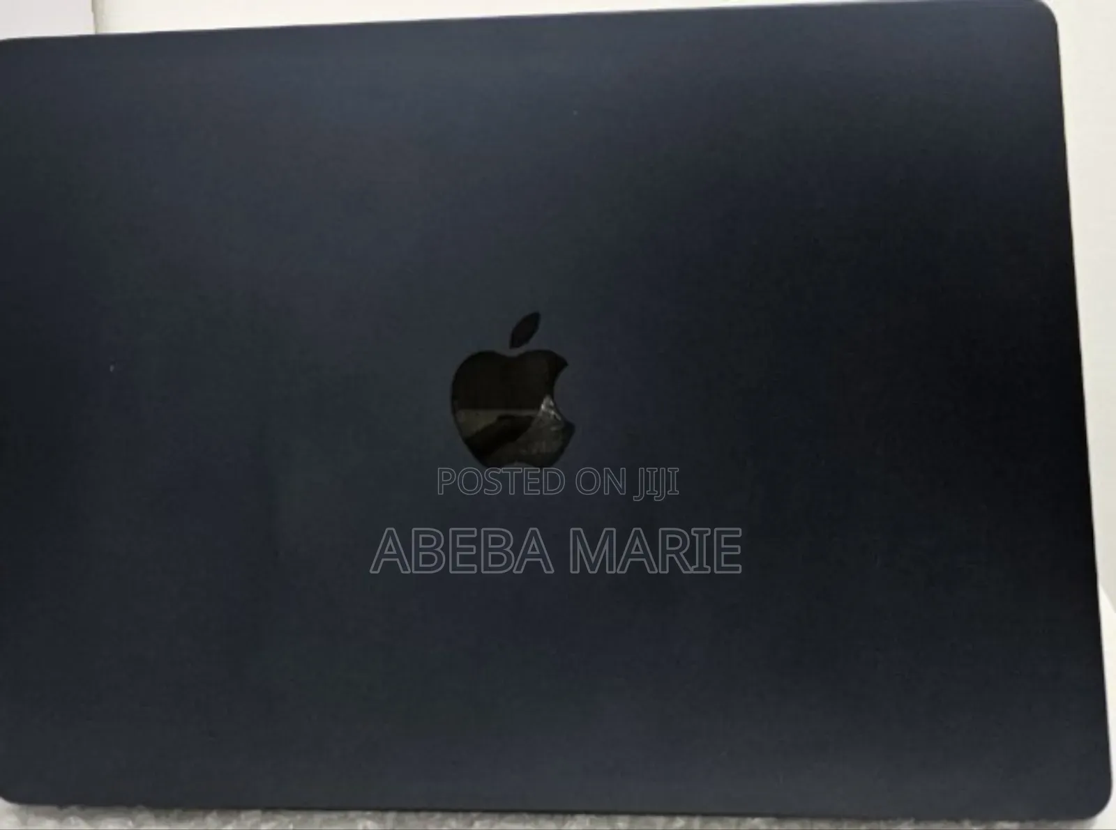 New Laptop Apple MacBook Air 2022 M2 8GB Apple M2 SSD 512GB