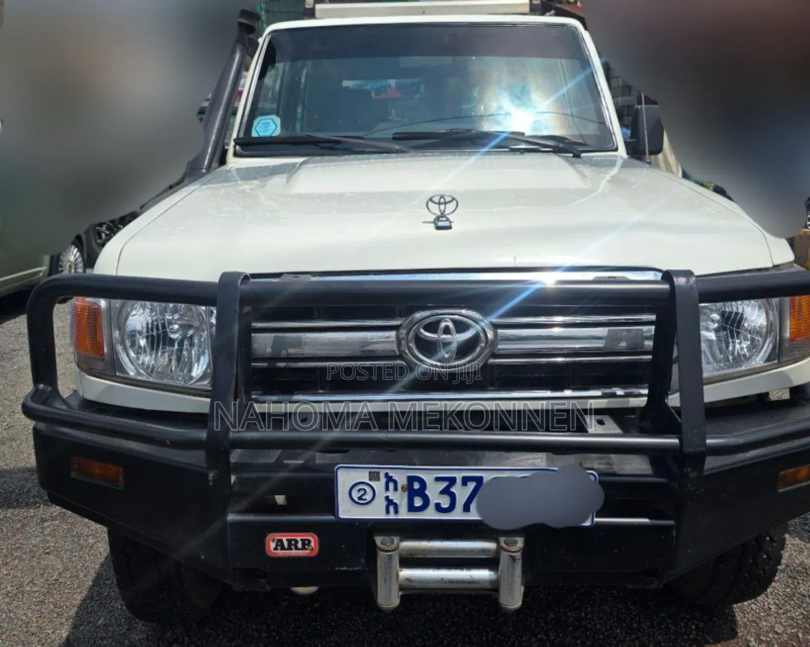 Toyota Land Cruiser 2012 White
