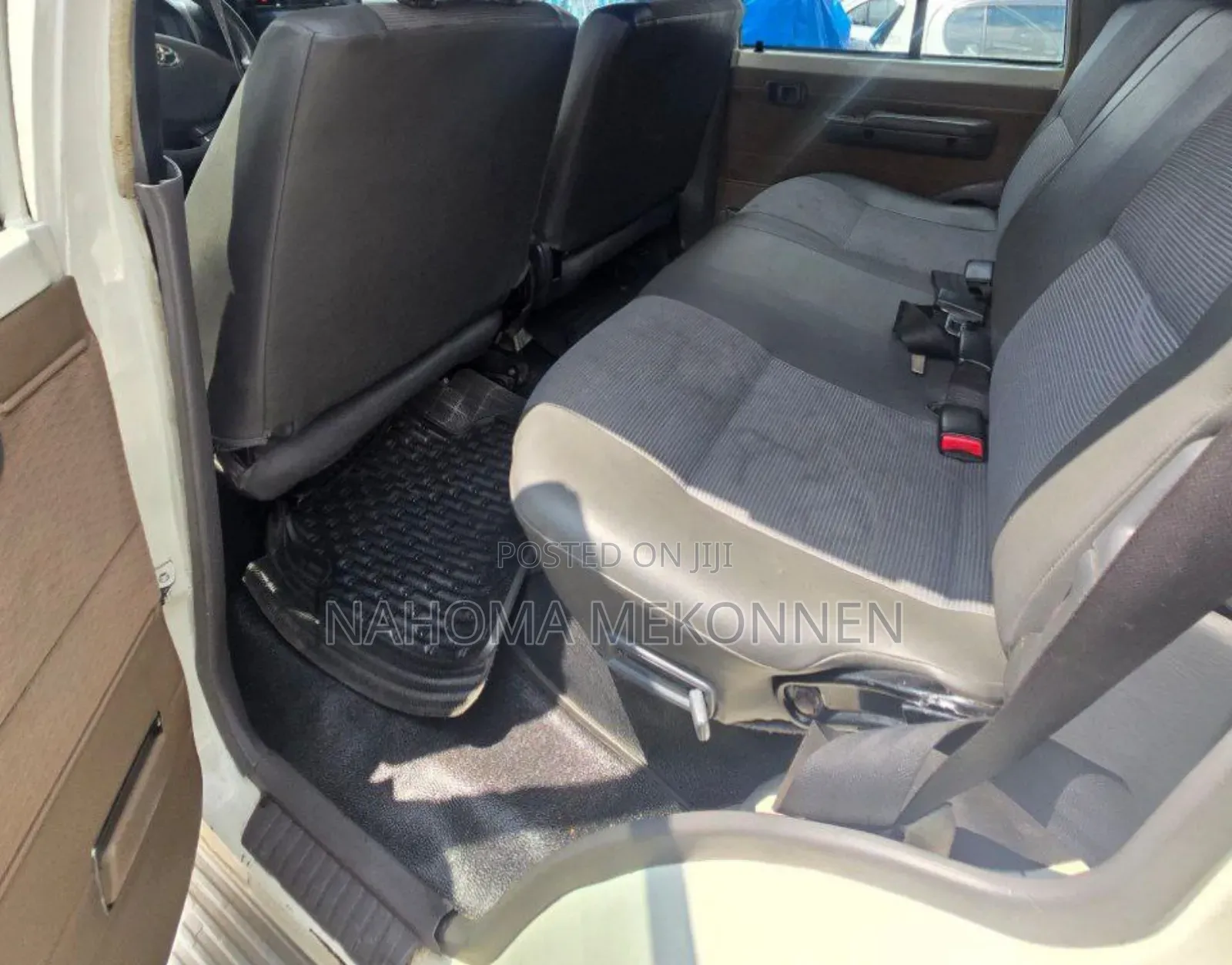 Toyota Land Cruiser 2012 White