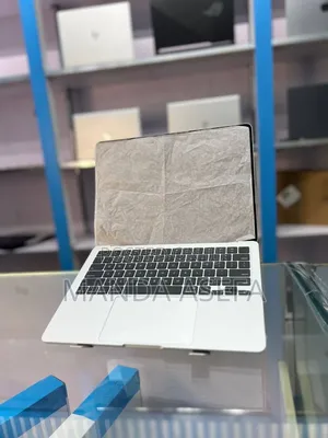 Photo - New Laptop Apple MacBook Air 16GB Apple M4 SSD 256GB