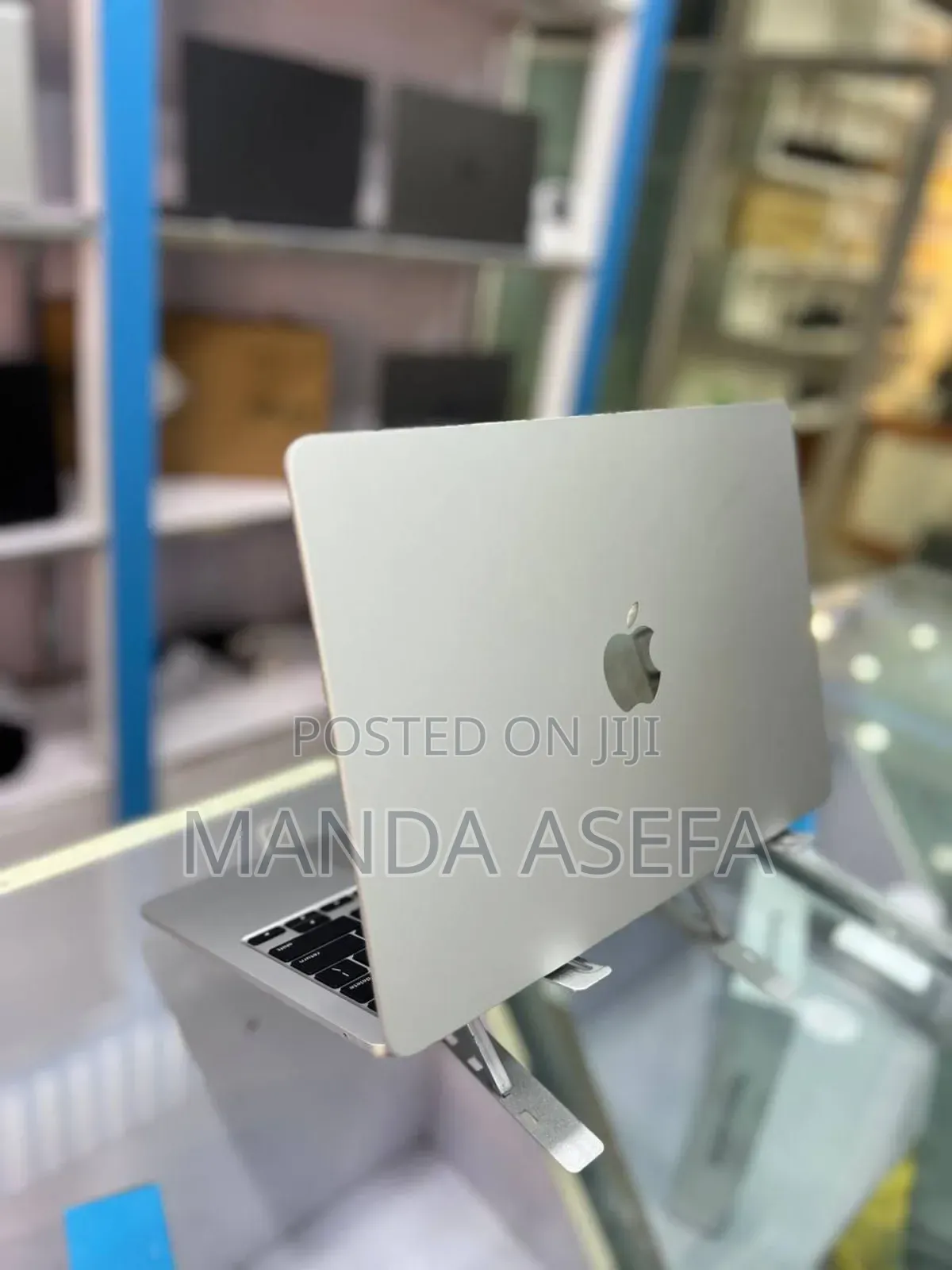 New Laptop Apple MacBook Air 16GB Apple M4 SSD 256GB