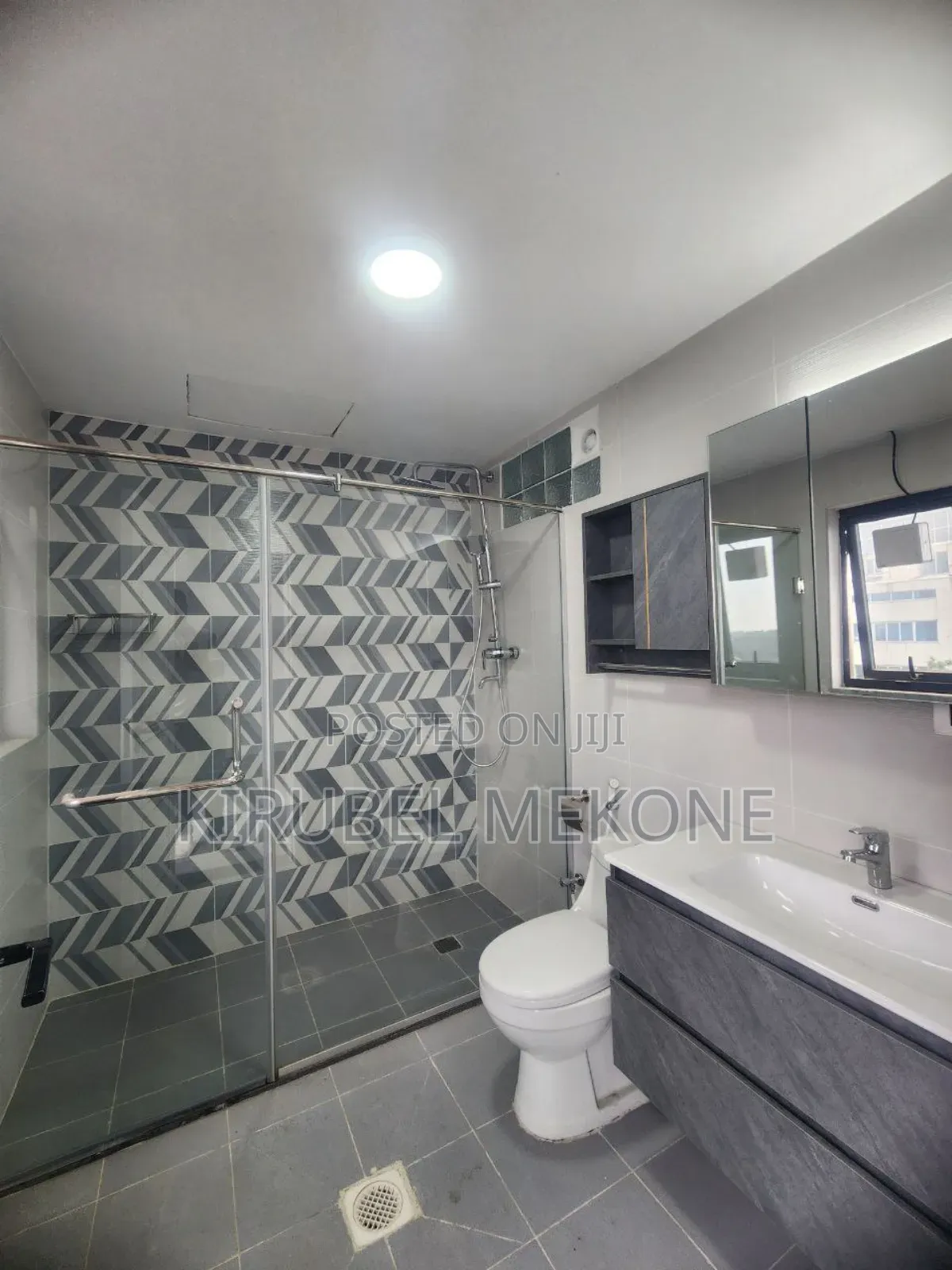 3bdrm Apartment in Bole for rent