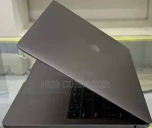 New Laptop Apple MacBook Pro 2017 16GB Intel Core I5 SSD 512GB