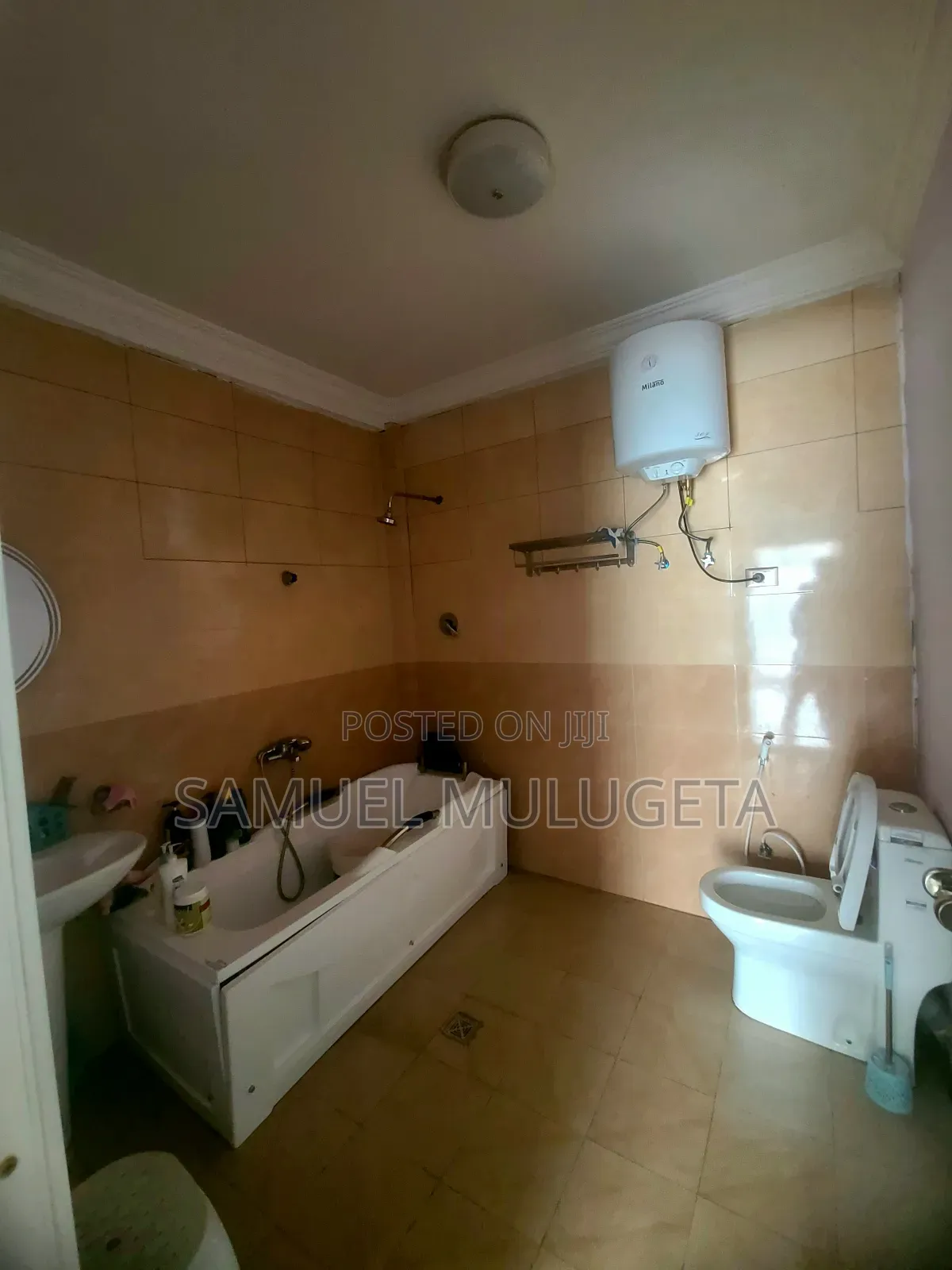 4bdrm House in Akaky Kaliti for sale