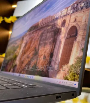 New Laptop Dell Precision 5690 32GB Intel Core Ultra 7 SSD 1T