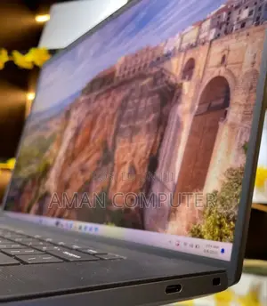 New Laptop Dell Precision 5690 32GB Intel Core Ultra 7 SSD 1T