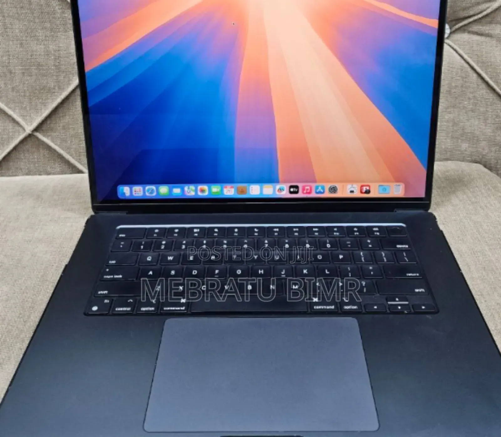 New Laptop Apple MacBook Air 2023 M2 8GB Apple M2 SSD 512GB