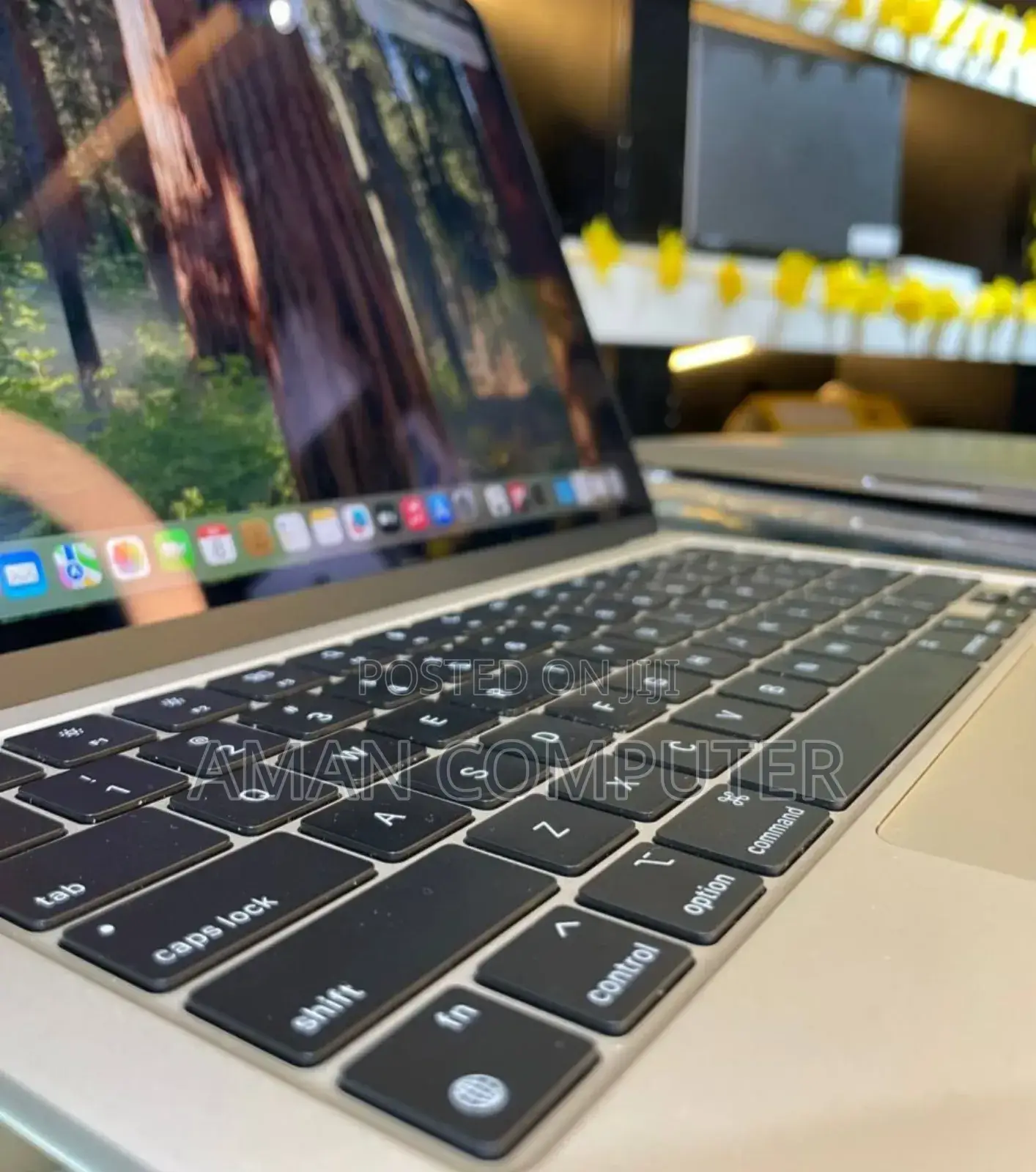 New Laptop Apple MacBook Air 2024 M3 13-Inch 16GB Intel SSD 512GB