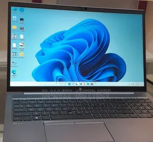 New Laptop HP ZBook Studio G4 32GB Intel Core I7 SSD 512GB