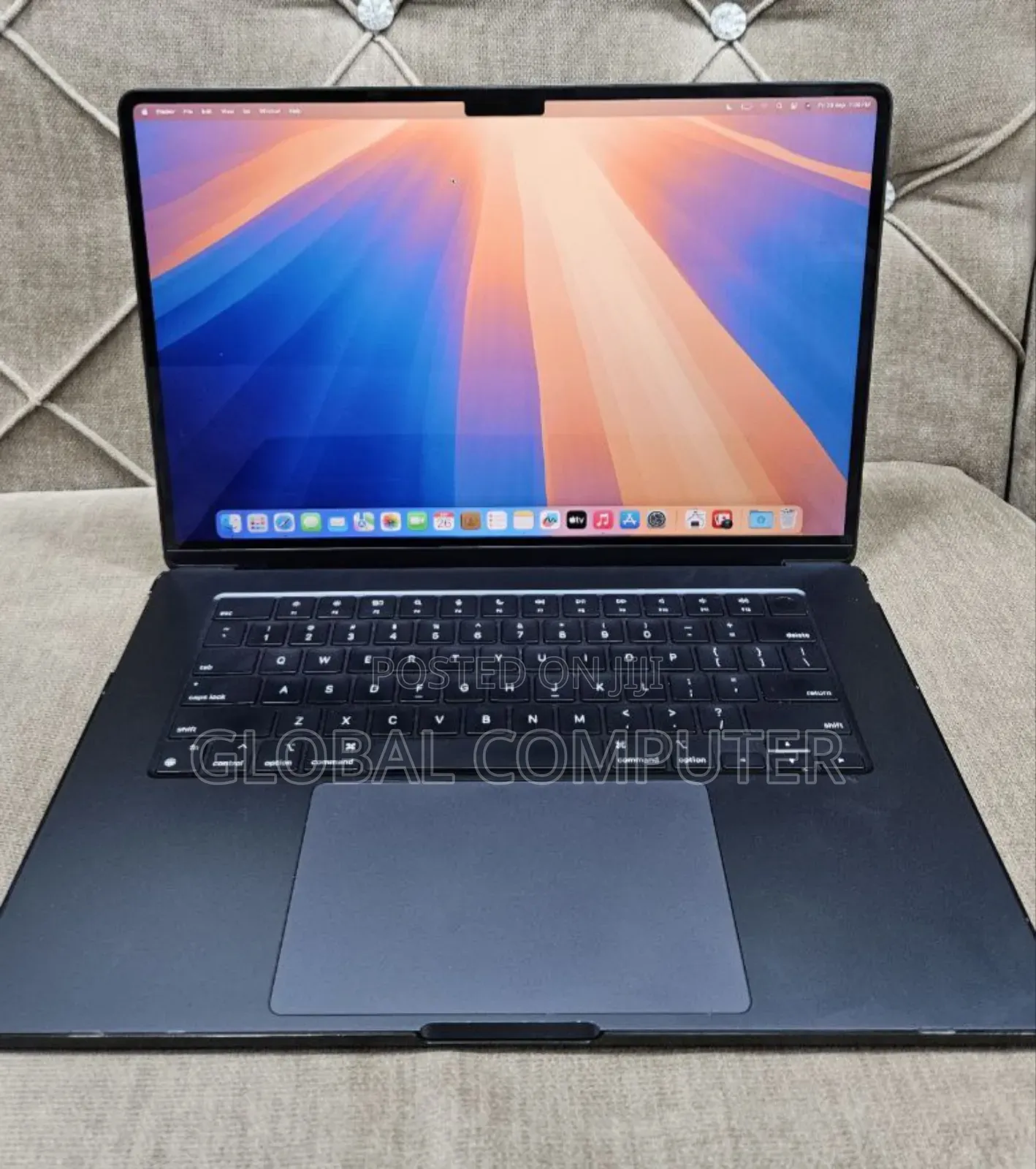 New Laptop Apple MacBook Air 2022 M2 8GB Apple M2 SSD 512GB