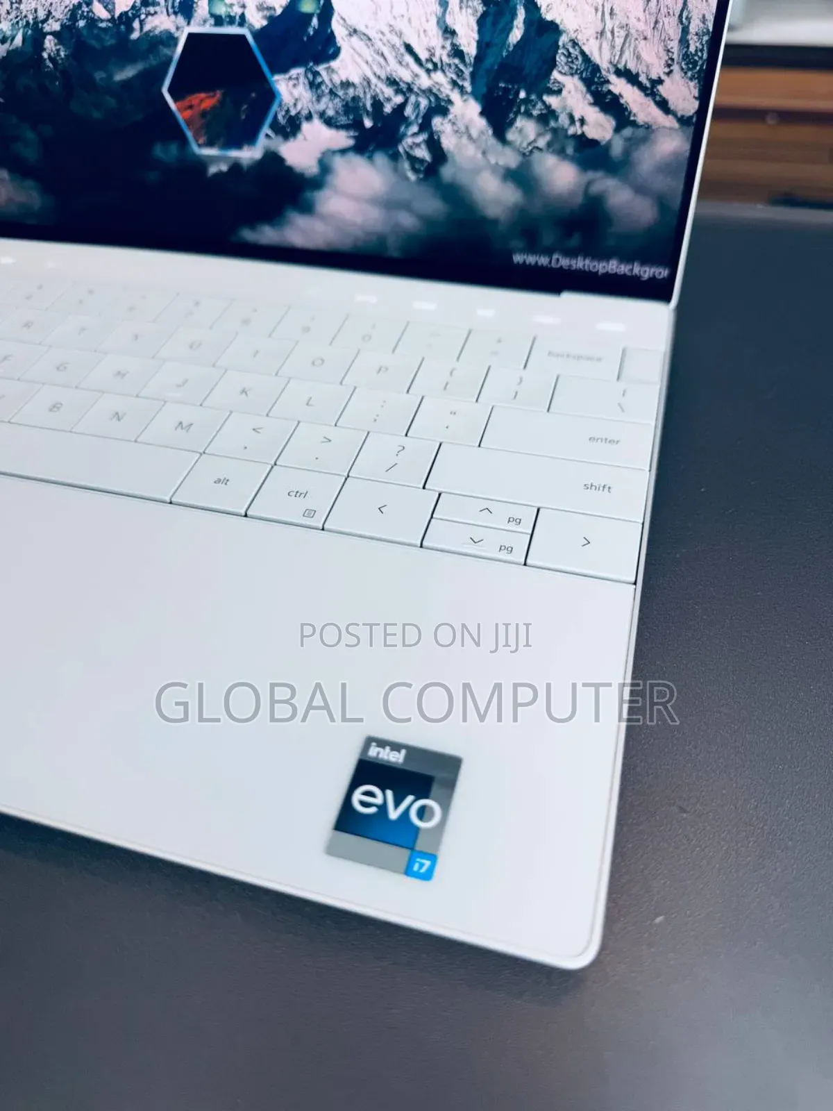 New Laptop Dell XPS 13 16GB Intel Core I7 SSD 512GB