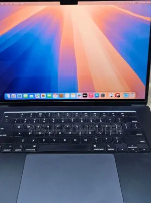 New Laptop Apple MacBook Air 2023 M2 8GB Apple M2 SSD 512GB