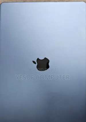 New Laptop Apple MacBook Air 2023 M2 8GB Apple M2 SSD 512GB