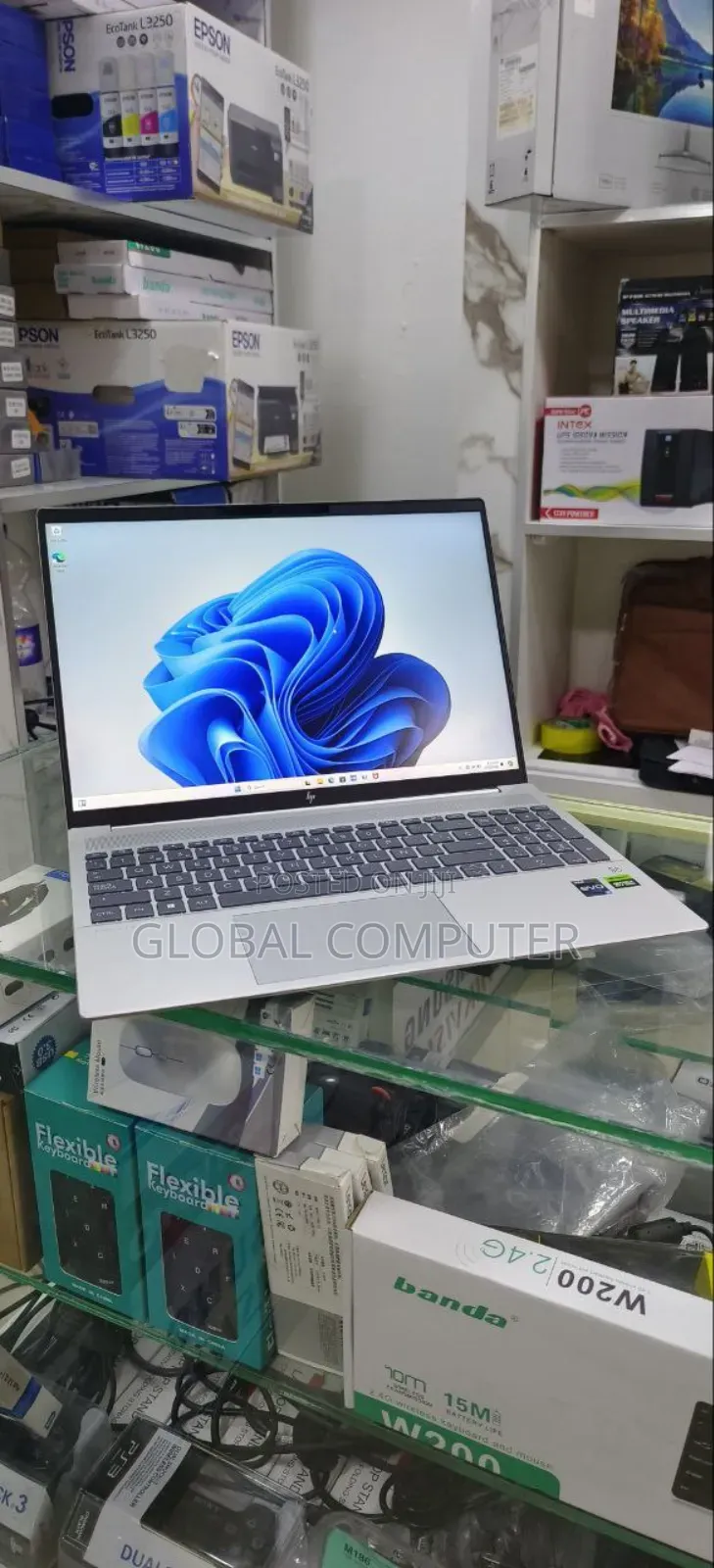 New Laptop HP Pavilion 15 16GB Intel Core I7 SSD 1T