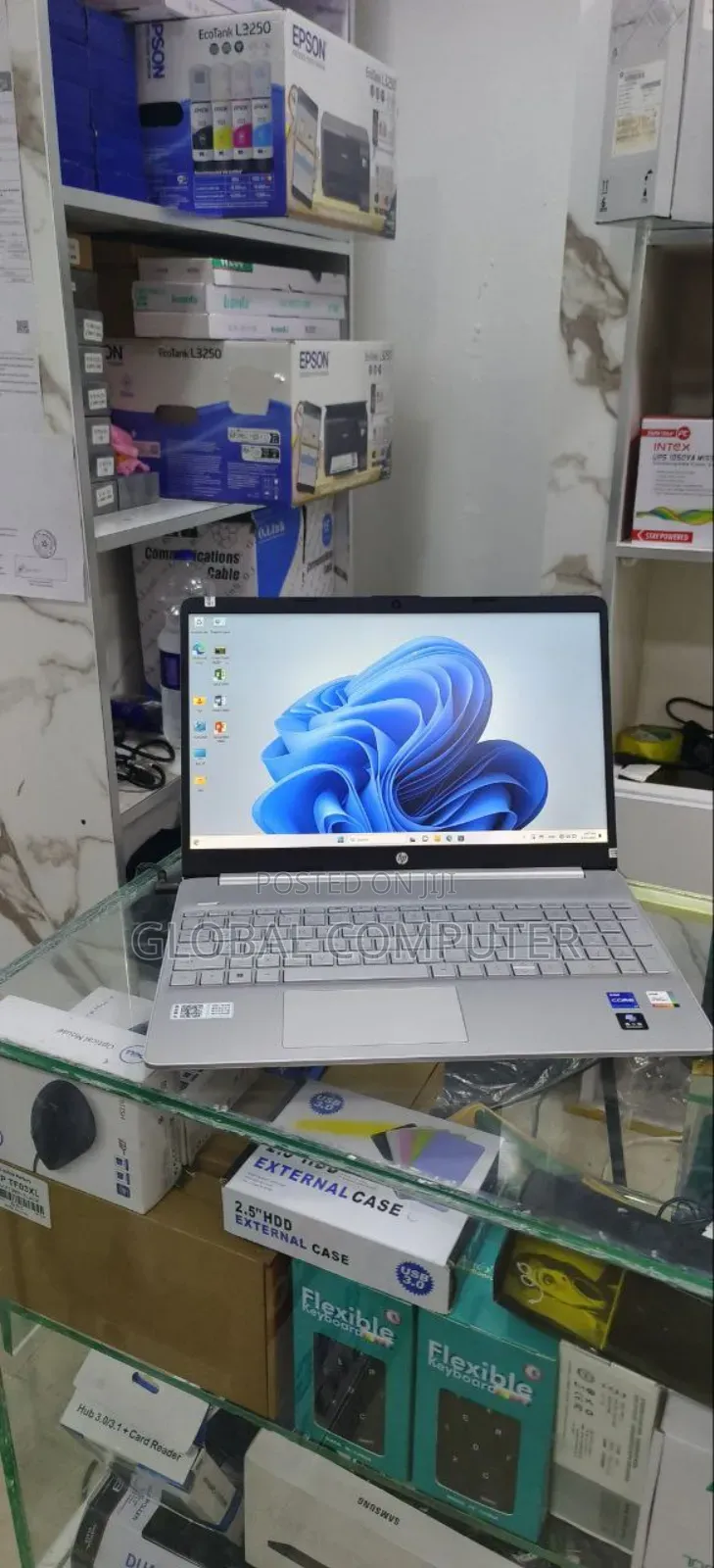 New Laptop HP Stream Notebook 16GB Intel Core I7 SSD 1T