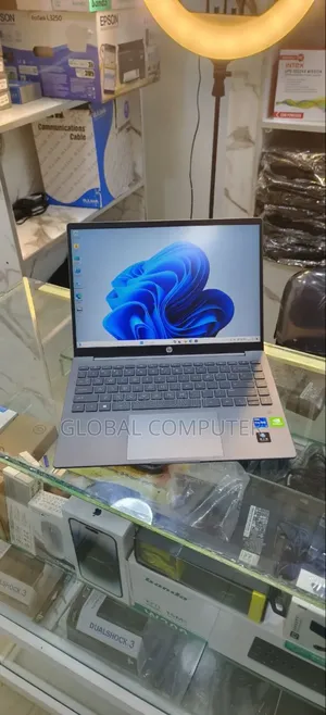 New Laptop HP Pavilion 14 X360 2-in-1 16GB Intel Core I7 SSD 512GB