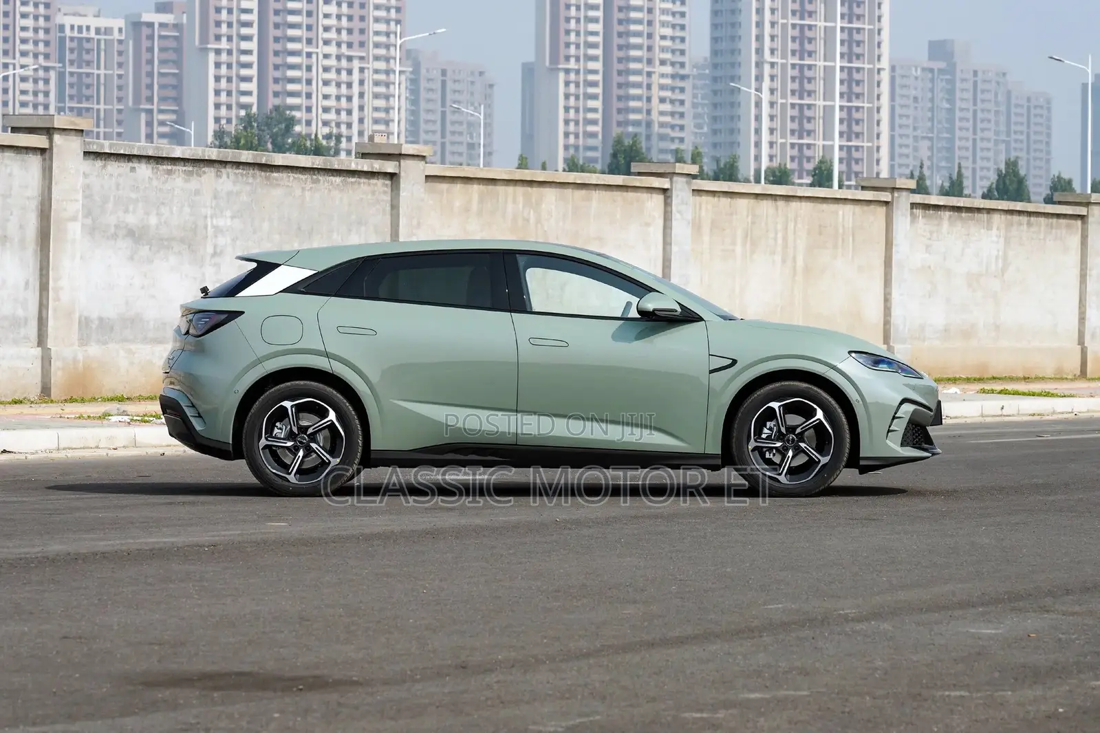 New BYD Sealion 7 EV 2025 Green