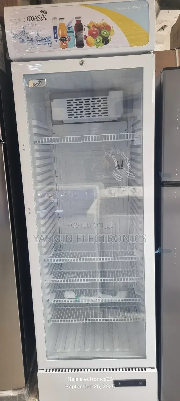 Display Showcases 370-Litters Delivery