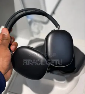 Photo - Orginal Apple Airpod Max