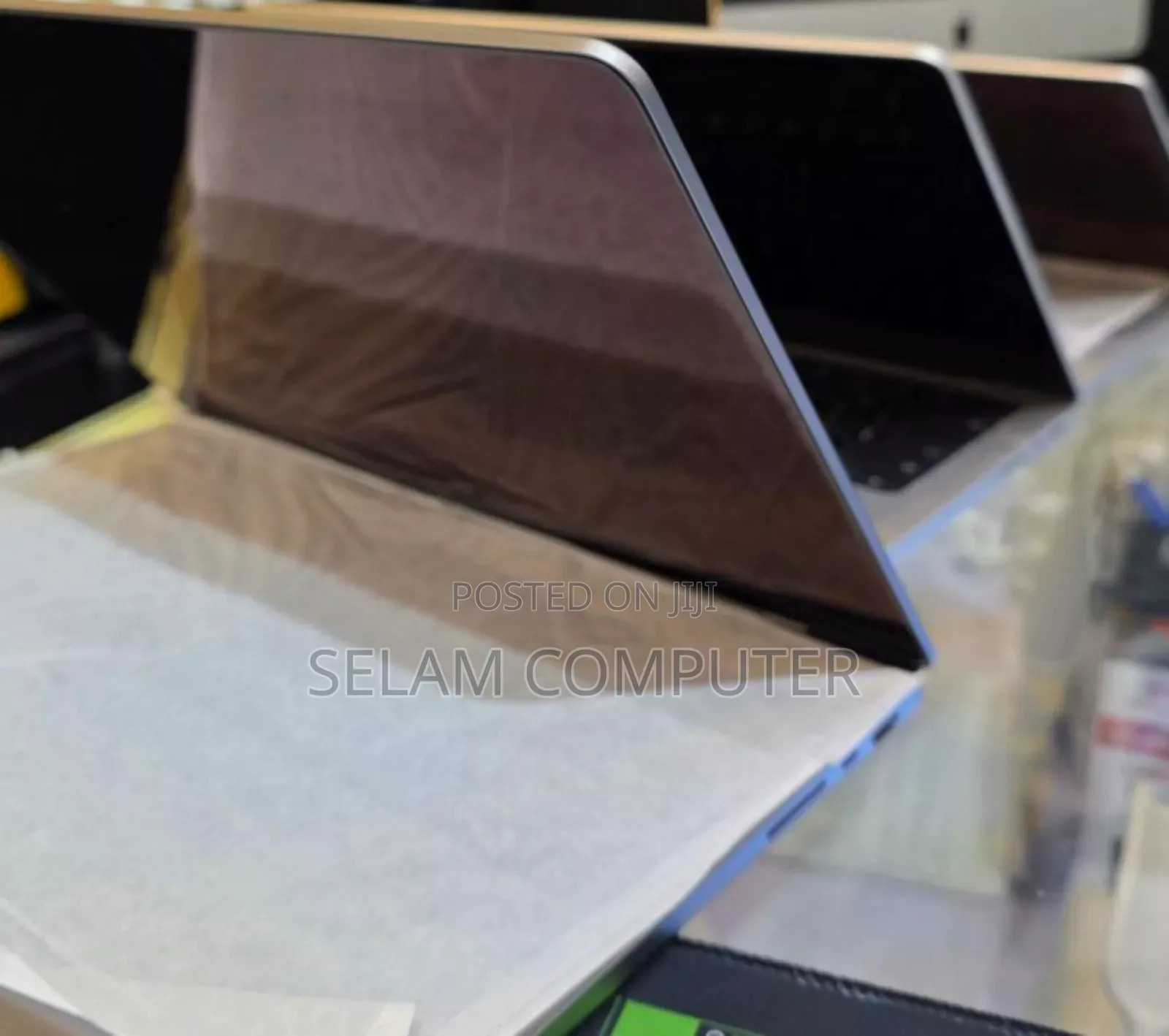 New Laptop Apple MacBook Pro M1 16GB Apple M1 Pro SSD 512GB