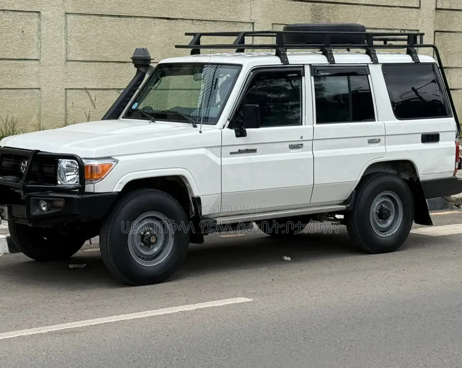 Toyota Land Cruiser 2018 White