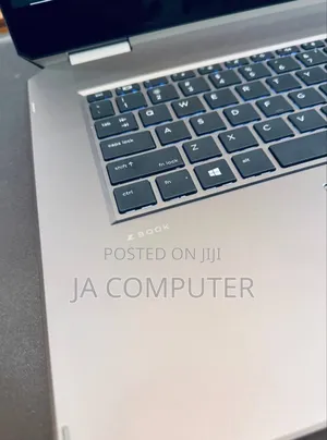 New Laptop HP Zbook Studio G7 32GB Intel Core I9 SSD 1T