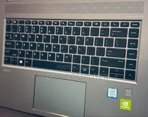 New Laptop HP ZBook Firefly G8 32GB Intel Core I9 SSD 1T