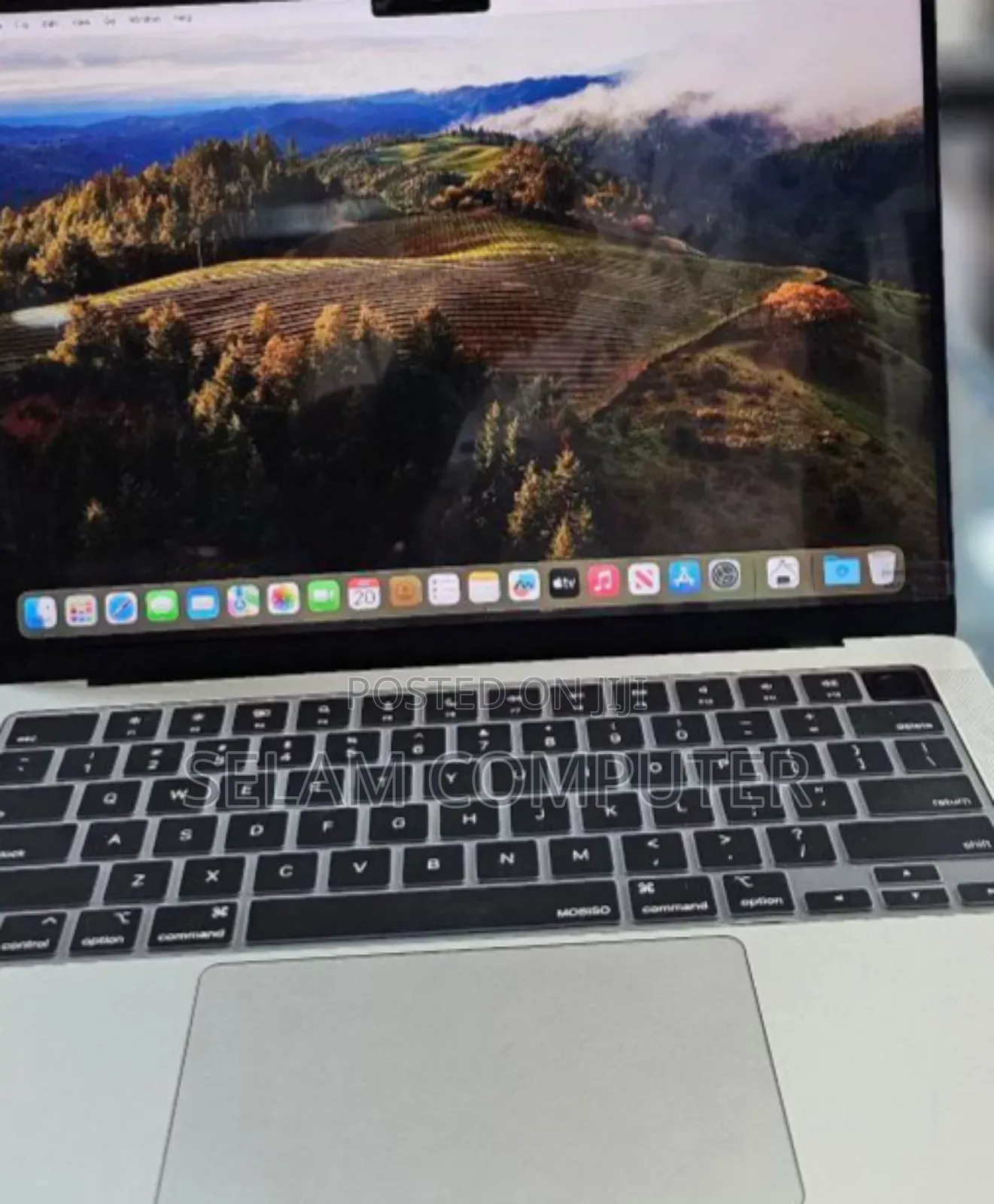 New Apple MacBook Pro 2023 M3 14-Inch 8GB Intel Core M3 SSD 512GB