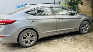 Hyundai Avante 2016 Silver