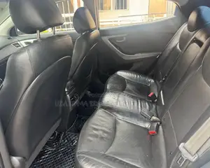 Hyundai Avante 2015 Teal