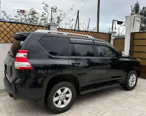 Toyota Land Cruiser Prado 2016 Matt Black