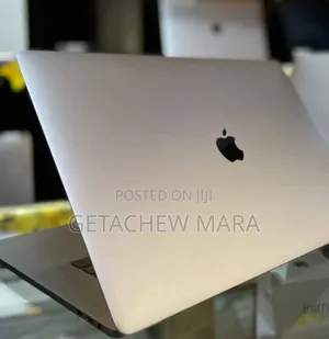 Photo - New Laptop Apple MacBook Pro 2019 32GB Intel Core I9 SSD 1T