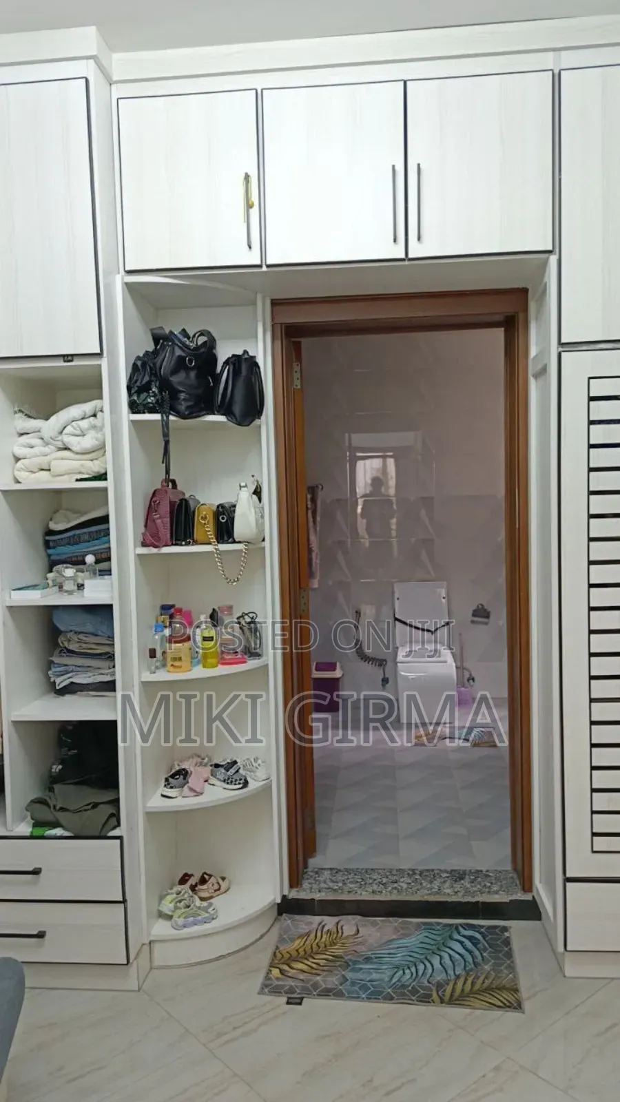 6bdrm Townhouse/Terrace in አያት አዲስ አበባ, Bole for sale