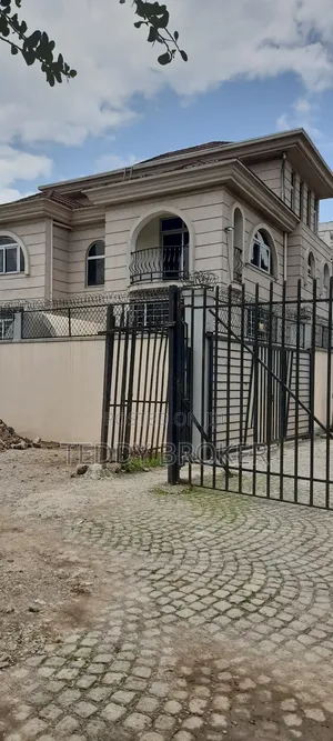 9bdrm House in Jermen, Nifas Silk-Lafto for sale