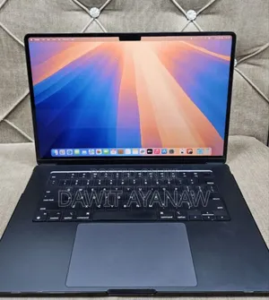 Photo - New Laptop Apple MacBook Air 2022 M2 8GB Apple M2 SSD 512GB