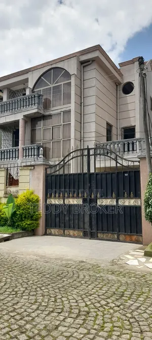 10bdrm House in Jermen, Nifas Silk-Lafto for sale