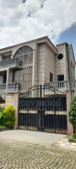 10bdrm House in Jermen, Nifas Silk-Lafto for sale