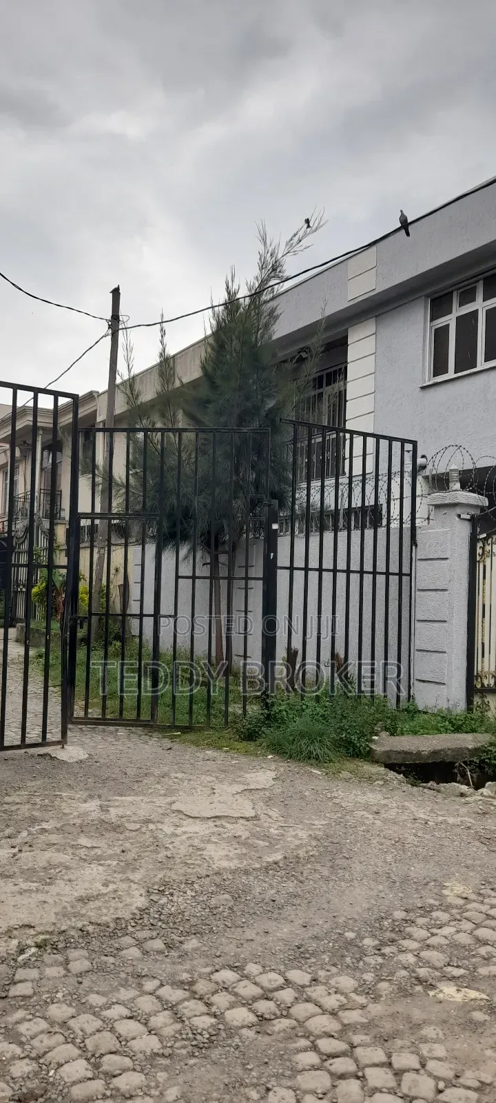 4bdrm House in Haile Garment, Nifas Silk-Lafto for sale