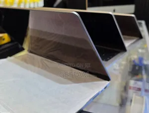 New Laptop Apple MacBook Pro M1 16GB Intel Core M2 SSD 512GB