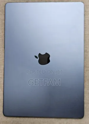 New Laptop Apple MacBook Air 2022 M2 8GB Intel Core M SSD 512GB