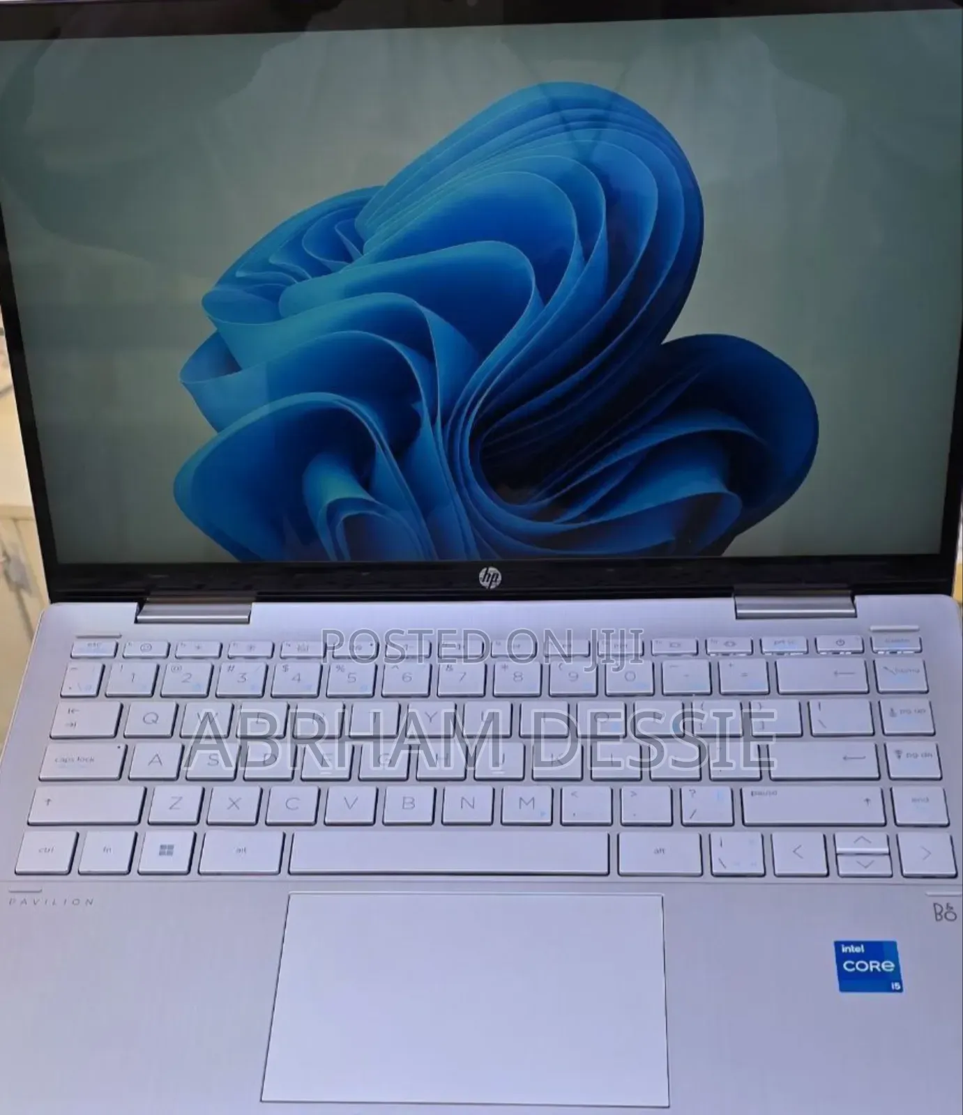 New Laptop HP Pavilion X360 8GB Intel Core I5 SSD 512GB