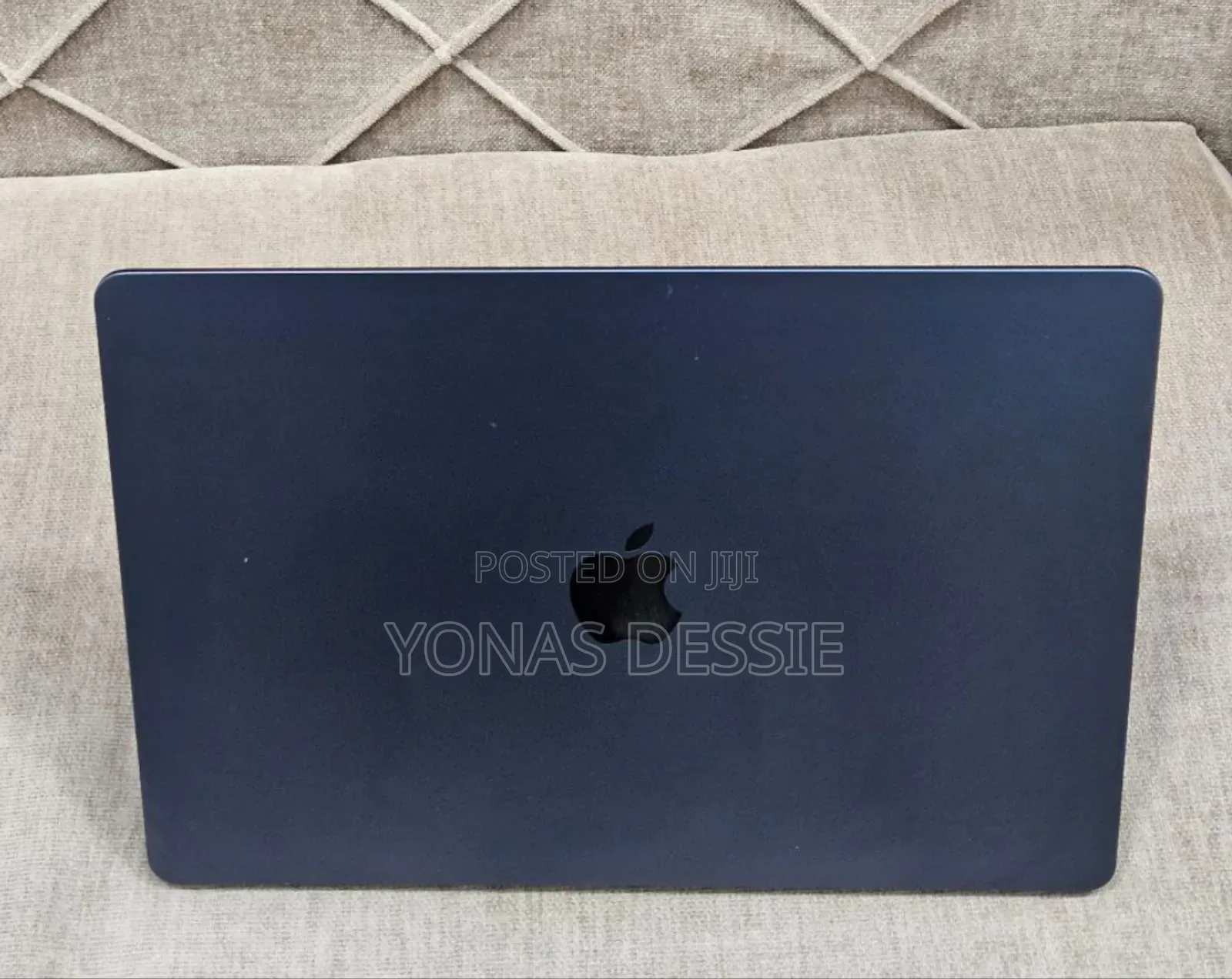 New Laptop Apple MacBook Air 2023 M2 8GB SSD 512GB