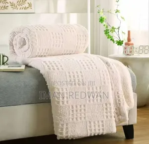 በአይነቱ ለየት ያለ Europe Standard Throw Blankets