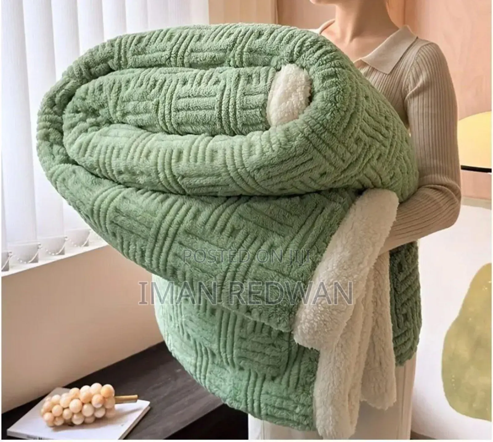 በአይነቱ ለየት ያለ Europe Standard Throw Blankets