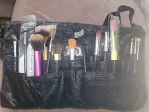 Photo - Makeup Brushes